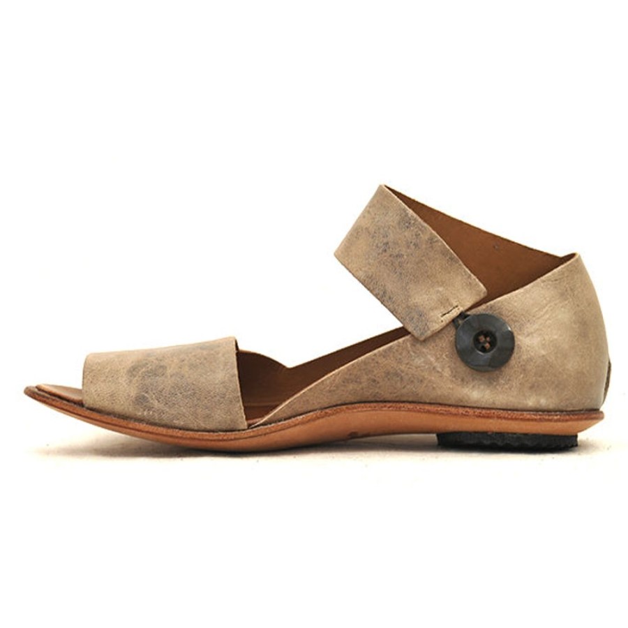 CYDWOQ Jigsaw Sandals