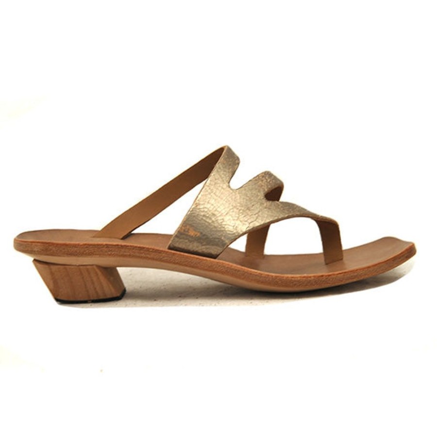 CYDWOQ Wings Sandals