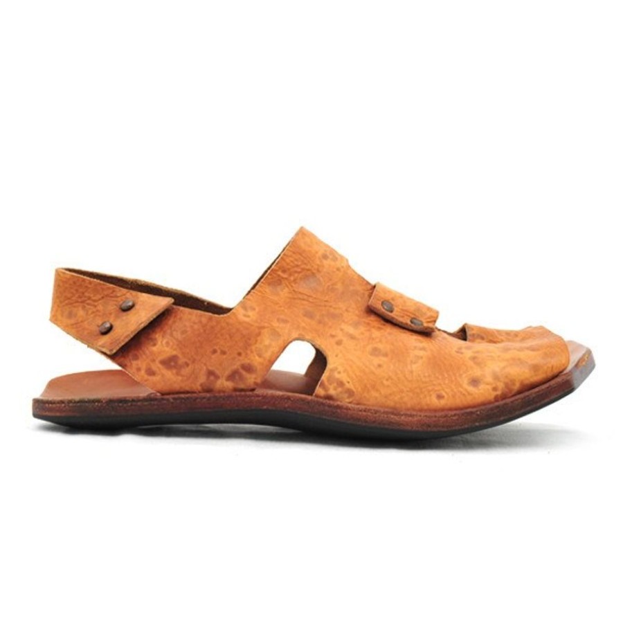 CYDWOQ Forecast Sandals