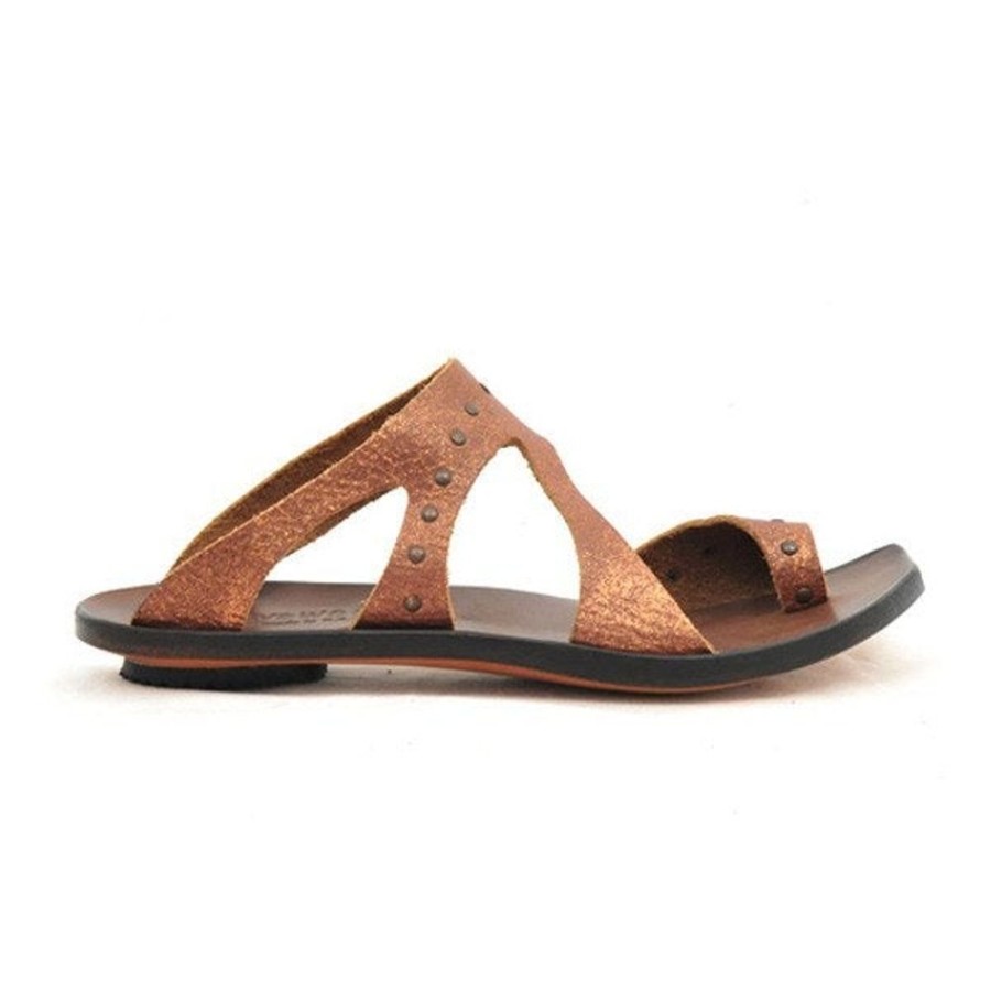 CYDWOQ Studs Sandals